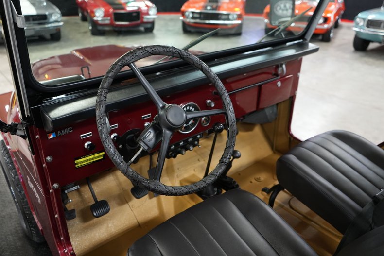 Jeep-Other-1973-Maroon-Tan-40