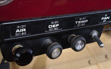 Jeep-Other-1973-Maroon-Tan-42
