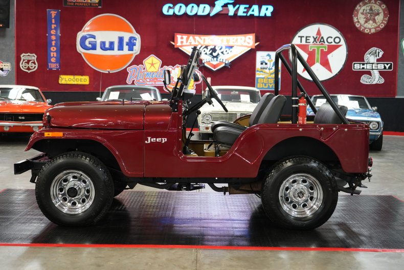 Jeep-Other-1973-Maroon-Tan-46