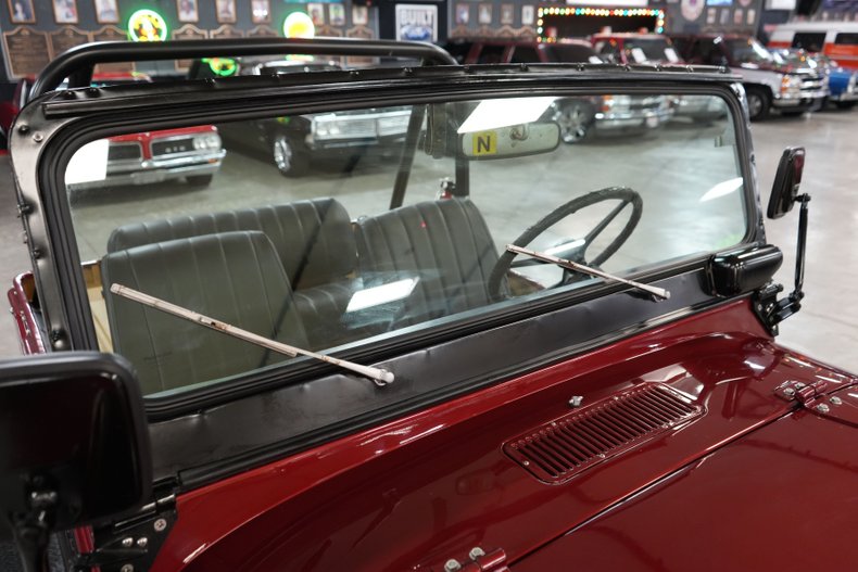 Jeep-Other-1973-Maroon-Tan-48