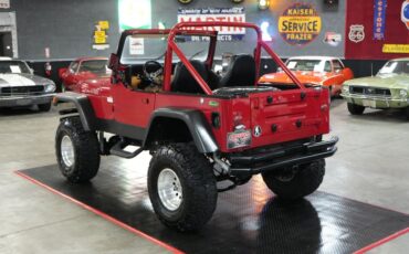 Jeep-Other-1982-Red-Black-14