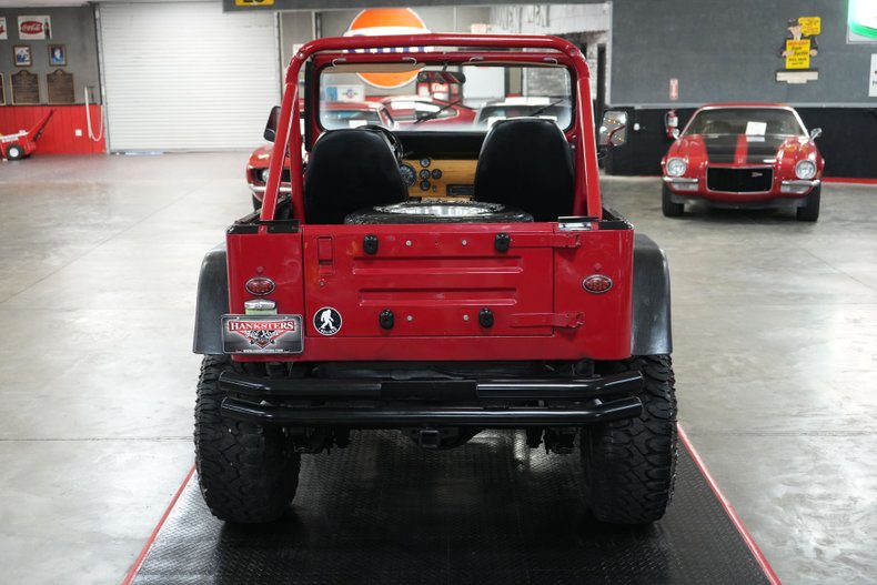 Jeep-Other-1982-Red-Black-15