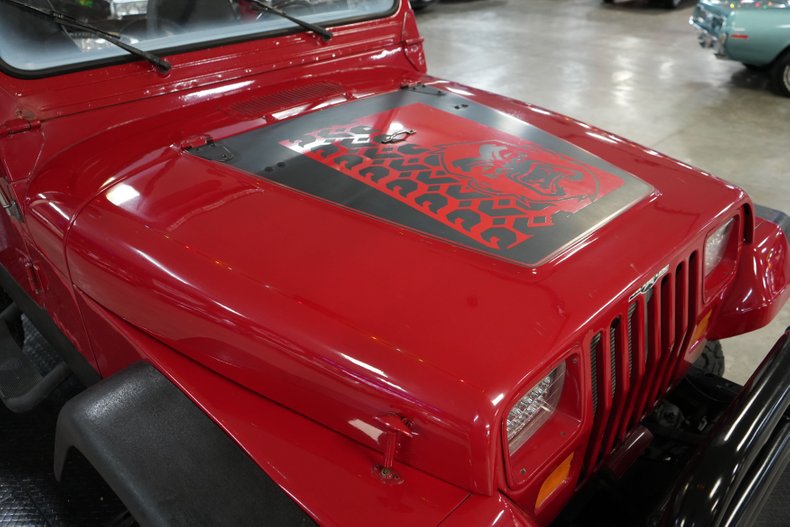 Jeep-Other-1982-Red-Black-31