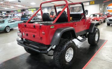 Jeep-Other-1982-Red-Black-35