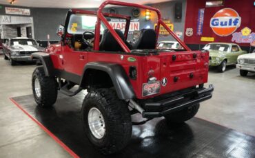Jeep-Other-1982-Red-Black-38