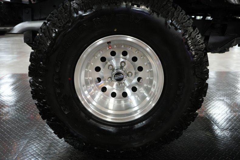 Jeep-Other-1982-Red-Black-42