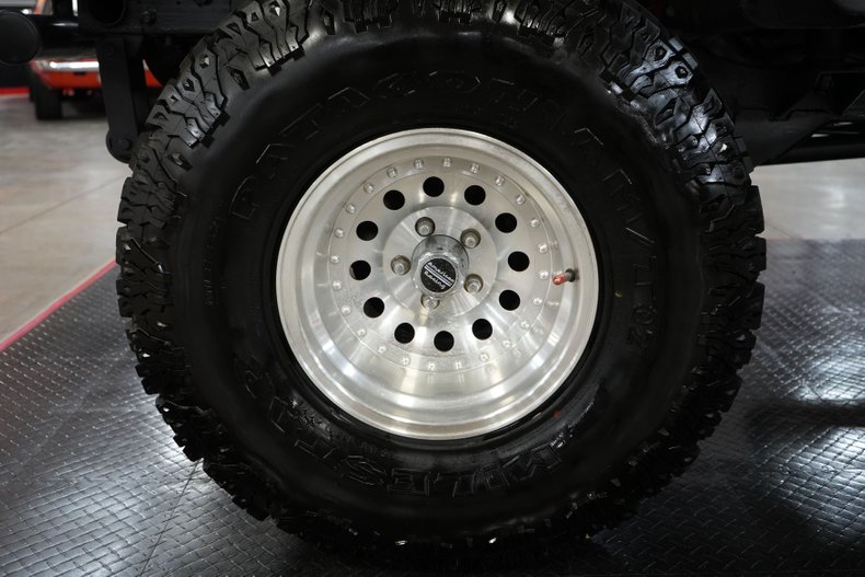 Jeep-Other-1982-Red-Black-48