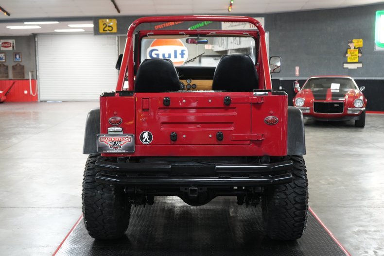 Jeep-Other-1982-Red-Black-7