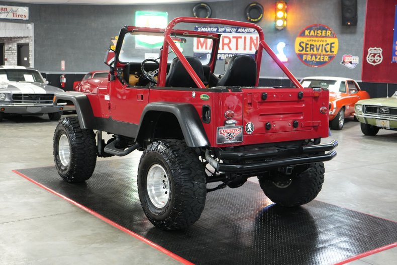 Jeep-Other-1982-Red-Black
