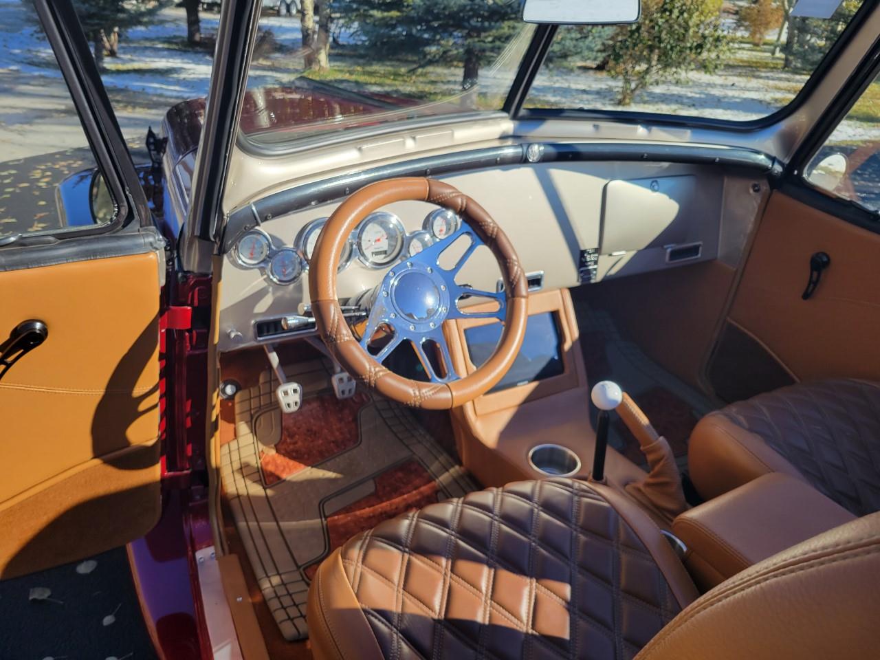 Jeep-Overlander-1949-Cranberry-Cashmere-Saddle-Brown-12