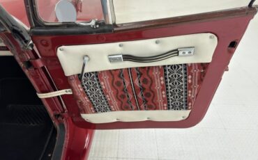 Jeep-Ster-1948-Brick-Red-Metallic-Red-ampamp-Black-37