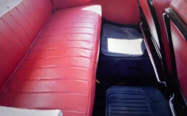 Jeep-Ster-1949-Red-10