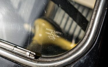Jeep-Ster-1950-YellowWhite-Black-47