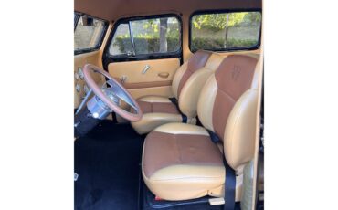 Jeep-Wagon-1947-Custom-Beige-27