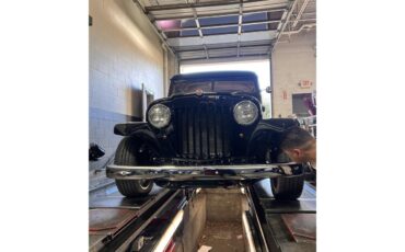 Jeep-Wagon-1947-Custom-Beige-33