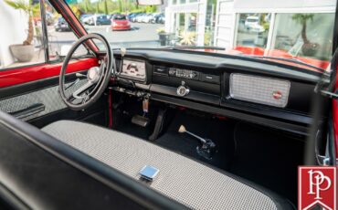 Jeep-Wagoneer-1968-SUV-11