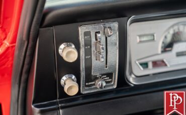 Jeep-Wagoneer-1968-SUV-21