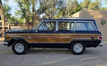 Jeep-Wagoneer-1983-Blue-Rust-1