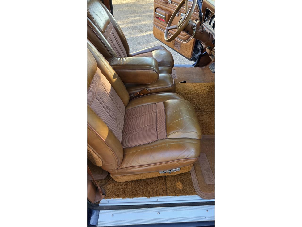 Jeep-Wagoneer-1983-Blue-Rust-28
