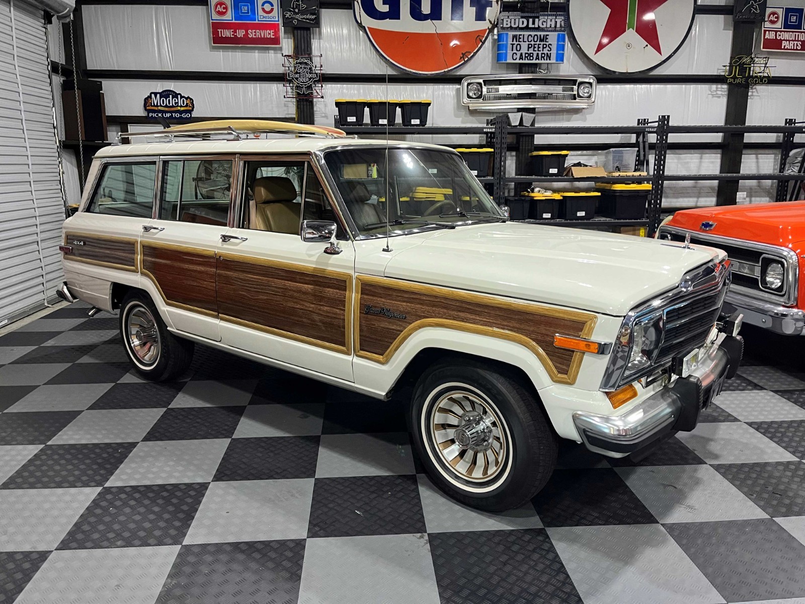 Jeep-Wagoneer-1987-SUV-10