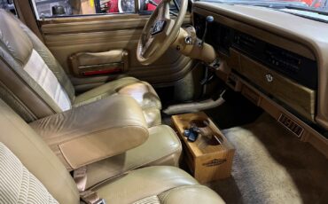 Jeep-Wagoneer-1987-SUV-19