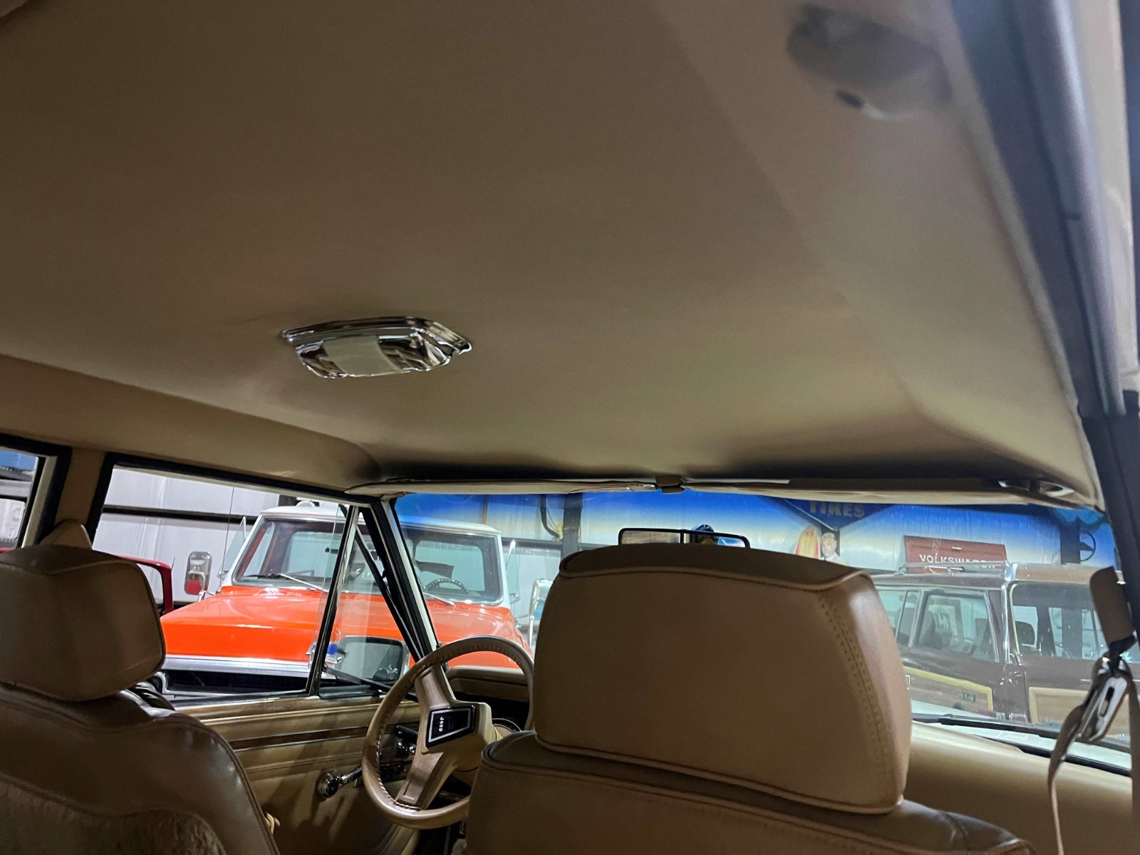 Jeep-Wagoneer-1987-SUV-2