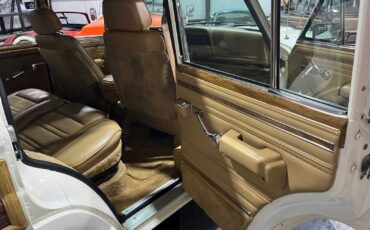 Jeep-Wagoneer-1987-SUV-6