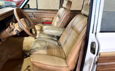 Jeep-Wagoneer-1988-SUV-23