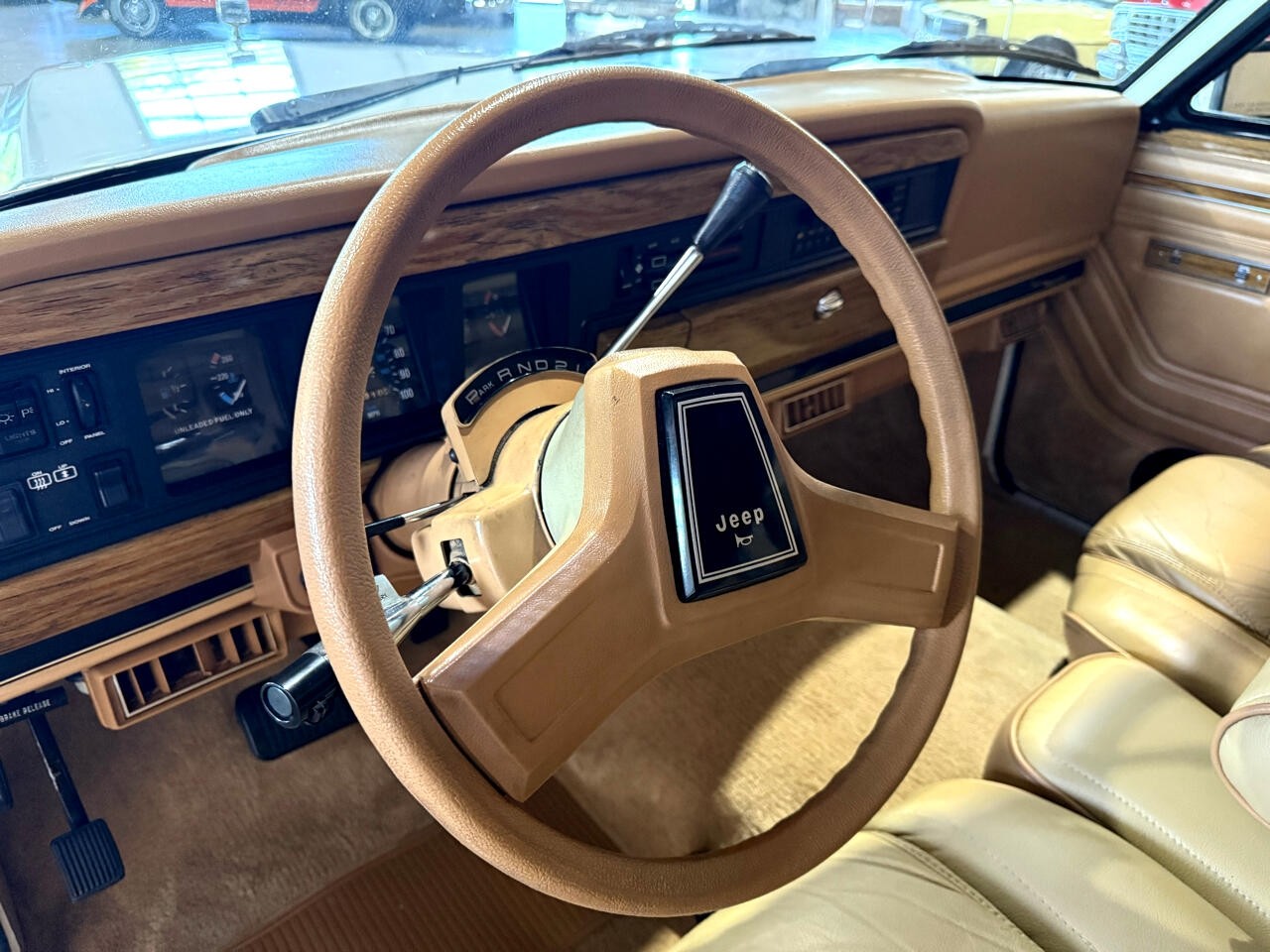 Jeep-Wagoneer-1988-SUV-28