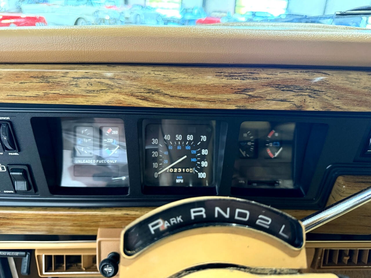 Jeep-Wagoneer-1988-SUV-31
