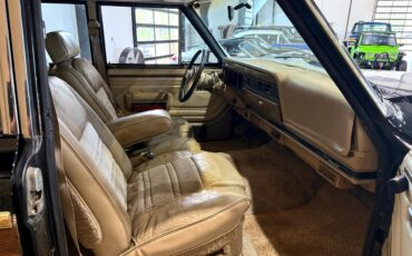 Jeep-Wagoneer-1989-SUV-21