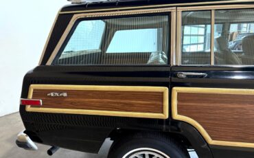 Jeep-Wagoneer-1989-SUV-22