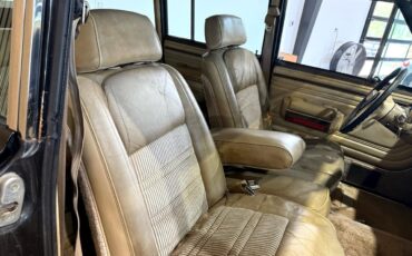 Jeep-Wagoneer-1989-SUV-24