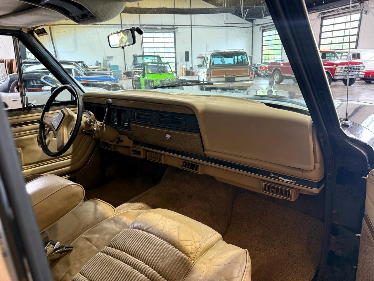 Jeep-Wagoneer-1989-SUV-25
