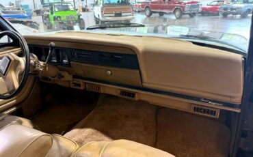 Jeep-Wagoneer-1989-SUV-26