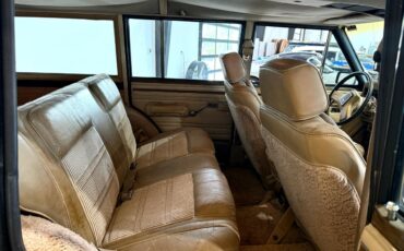 Jeep-Wagoneer-1989-SUV-28