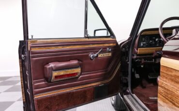 Jeep-Wagoneer-1989-Station-Wagon-11