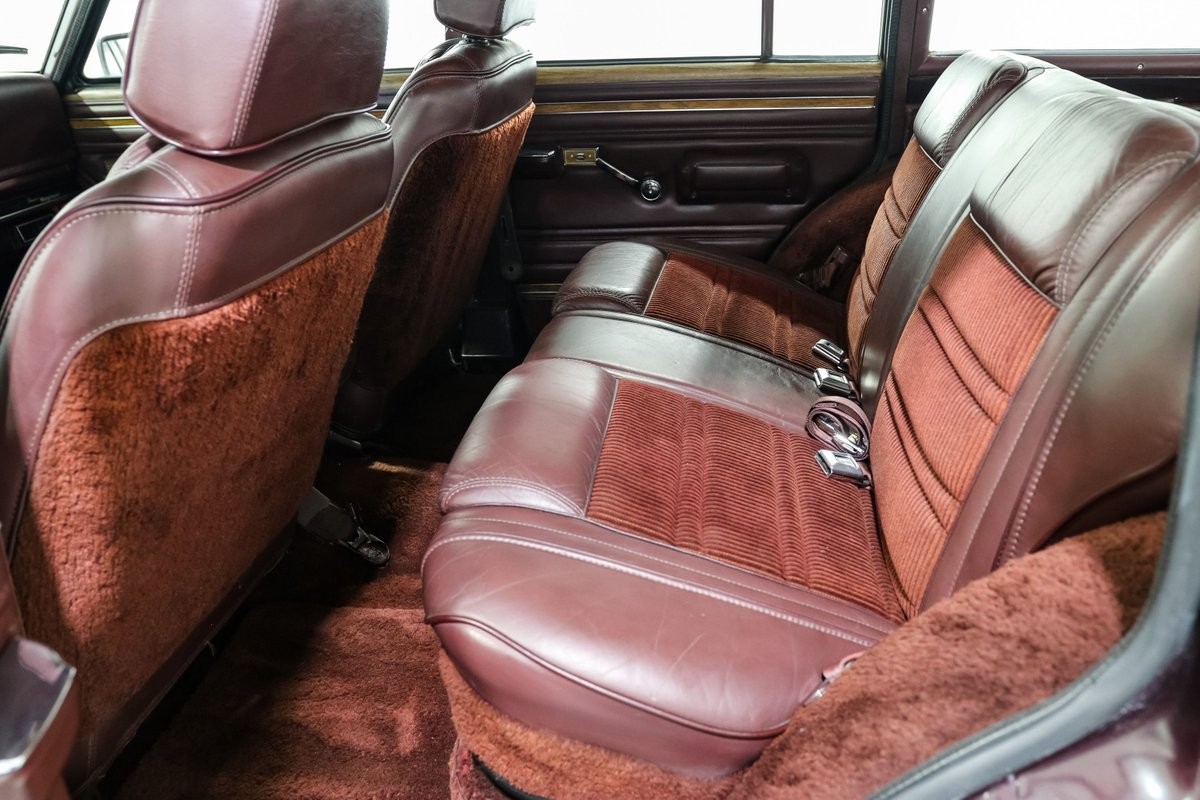 Jeep-Wagoneer-1989-Station-Wagon-15