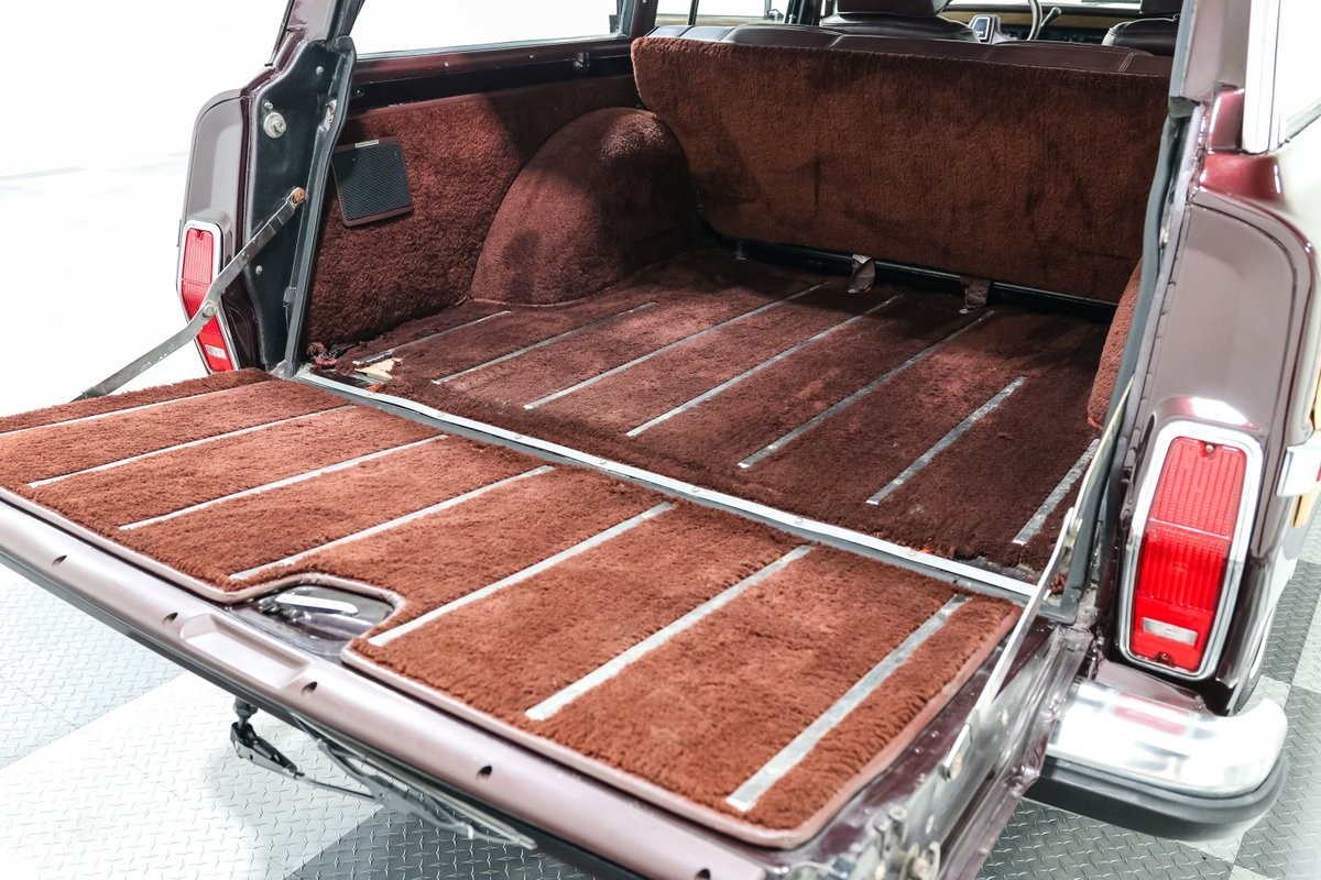 Jeep-Wagoneer-1989-Station-Wagon-27