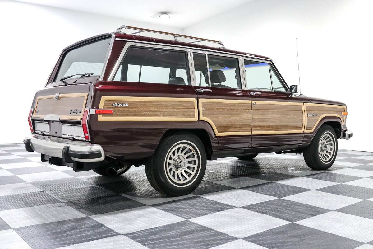 Jeep-Wagoneer-1989-Station-Wagon-6