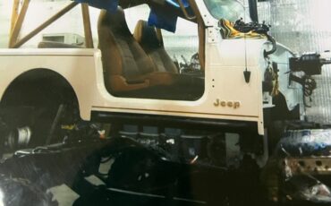 Jeep-Wrangler-1987-SUV-21