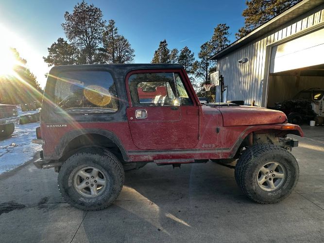 Jeep-Wrangler-1988-Red-7