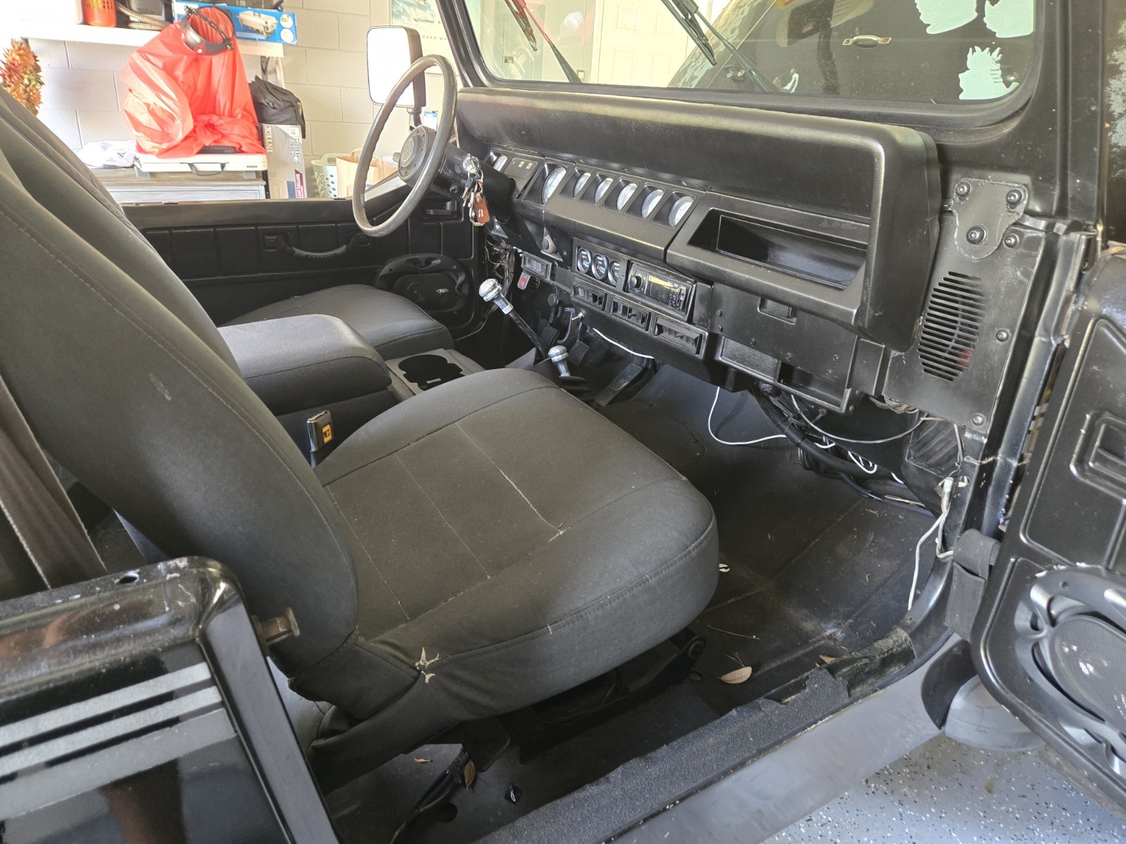 Jeep-Wrangler-1988-SUV-7