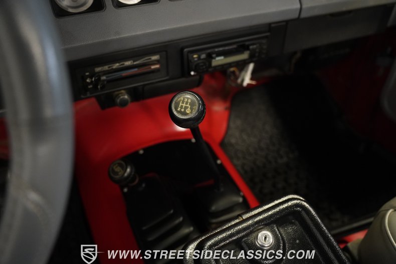 Jeep-Wrangler-1989-Bright-red-Tan-35