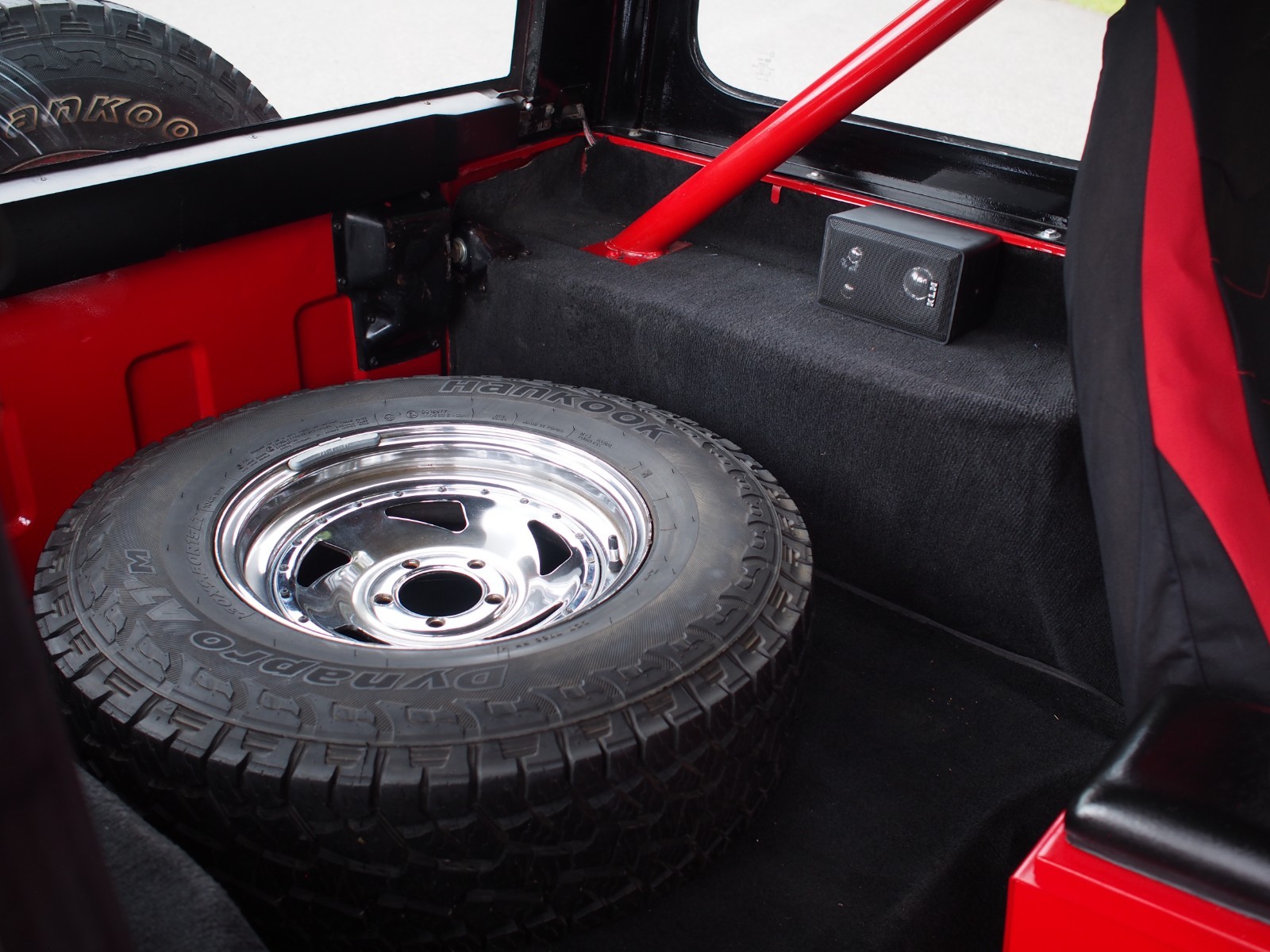 Jeep-Wrangler-1989-SUV-12