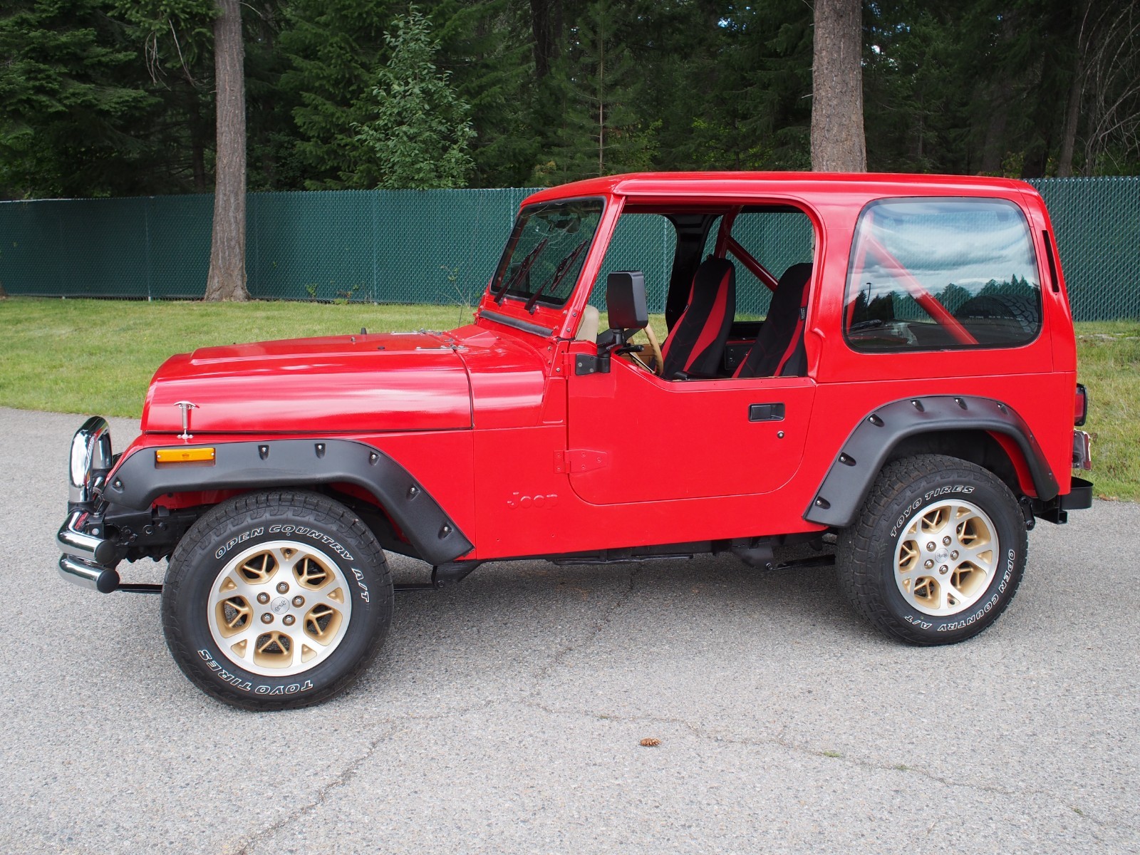 Jeep-Wrangler-1989-SUV-2