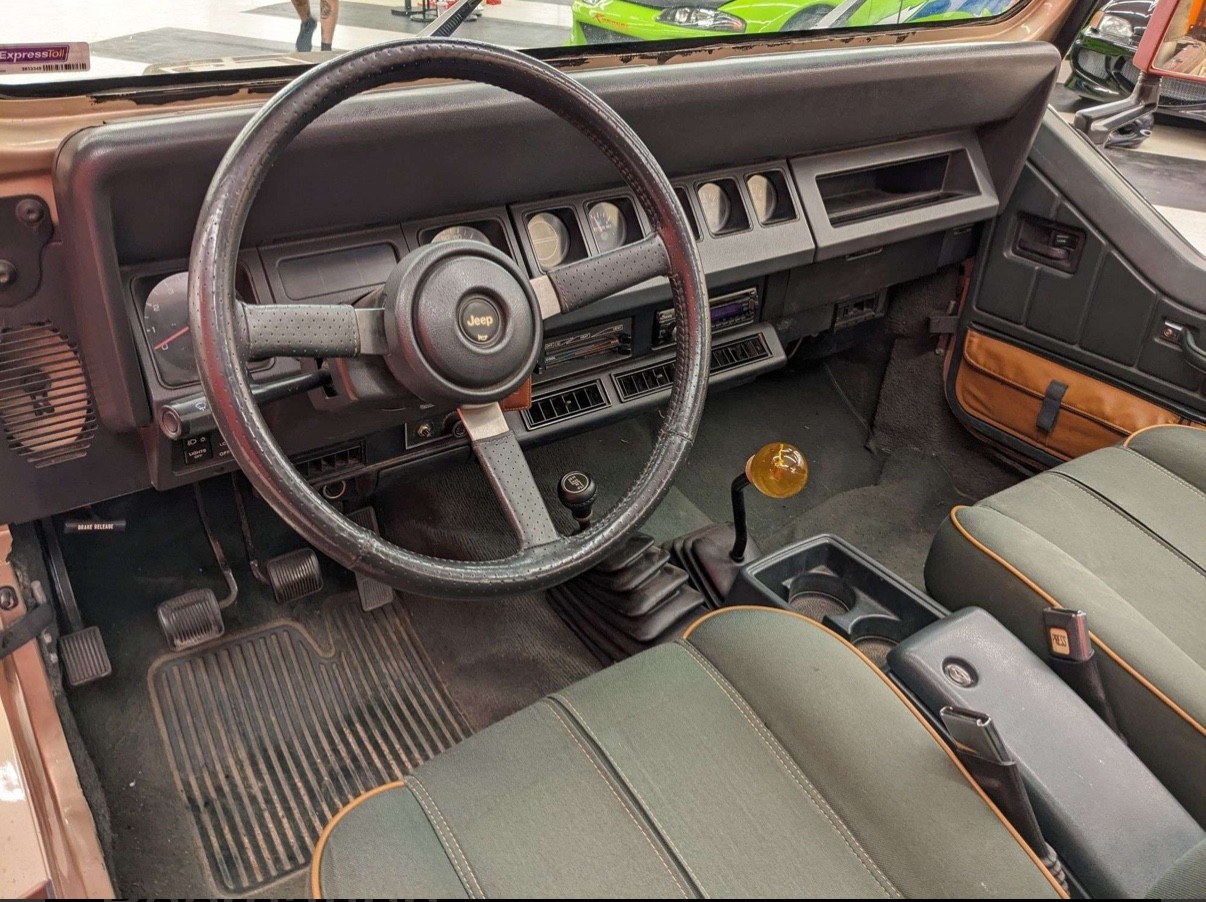 Jeep-Wrangler-1993-12