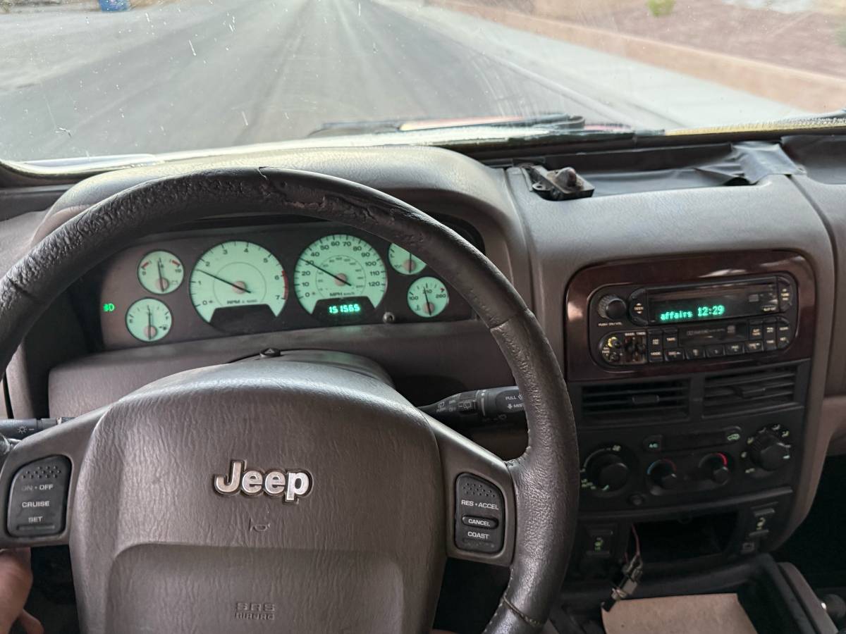 Jeep-check-1971-red-1