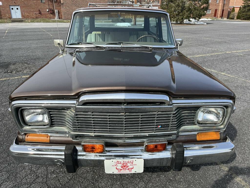 Jeep-cherokee-1979-brown-2