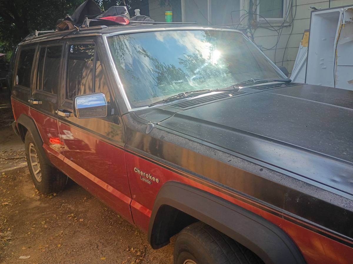 Jeep-cherokee-1986-custom-8